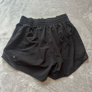 Lululemon Hotty hot shorts